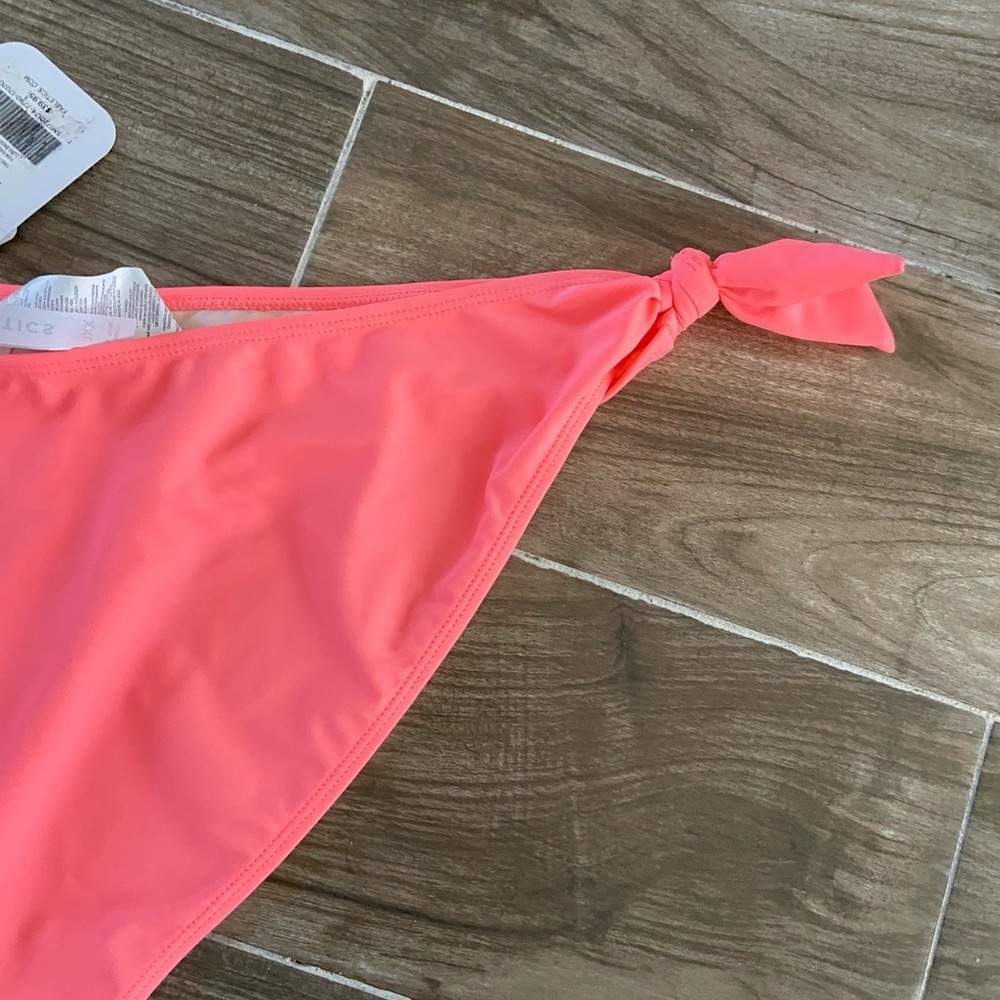 Fabletics women’s Bikini Bottom - Picture 8 of 9